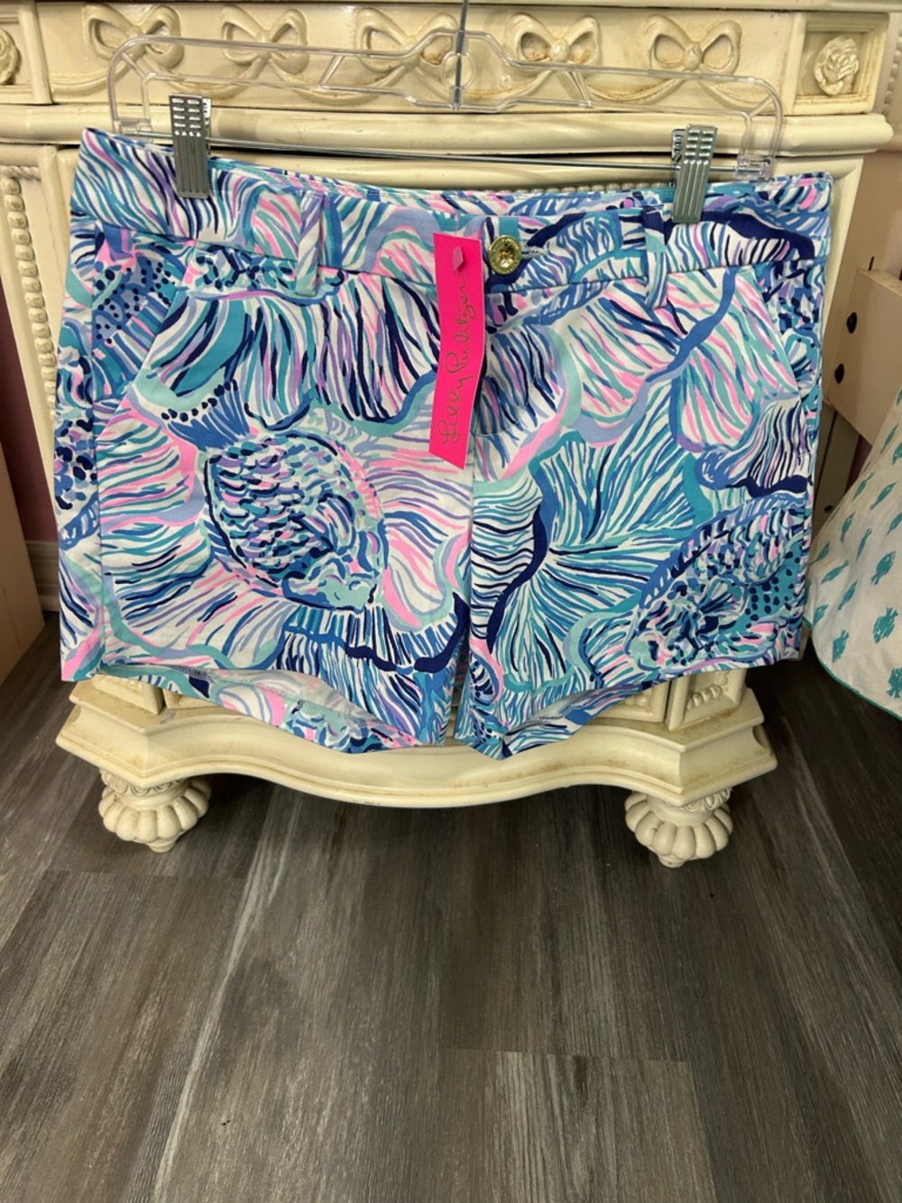 NWT Lilly Pulitzer Callahan stretch shorts, Bermuda Blue, Fishful Thinking, Sz 4 - Picture 8 of 9